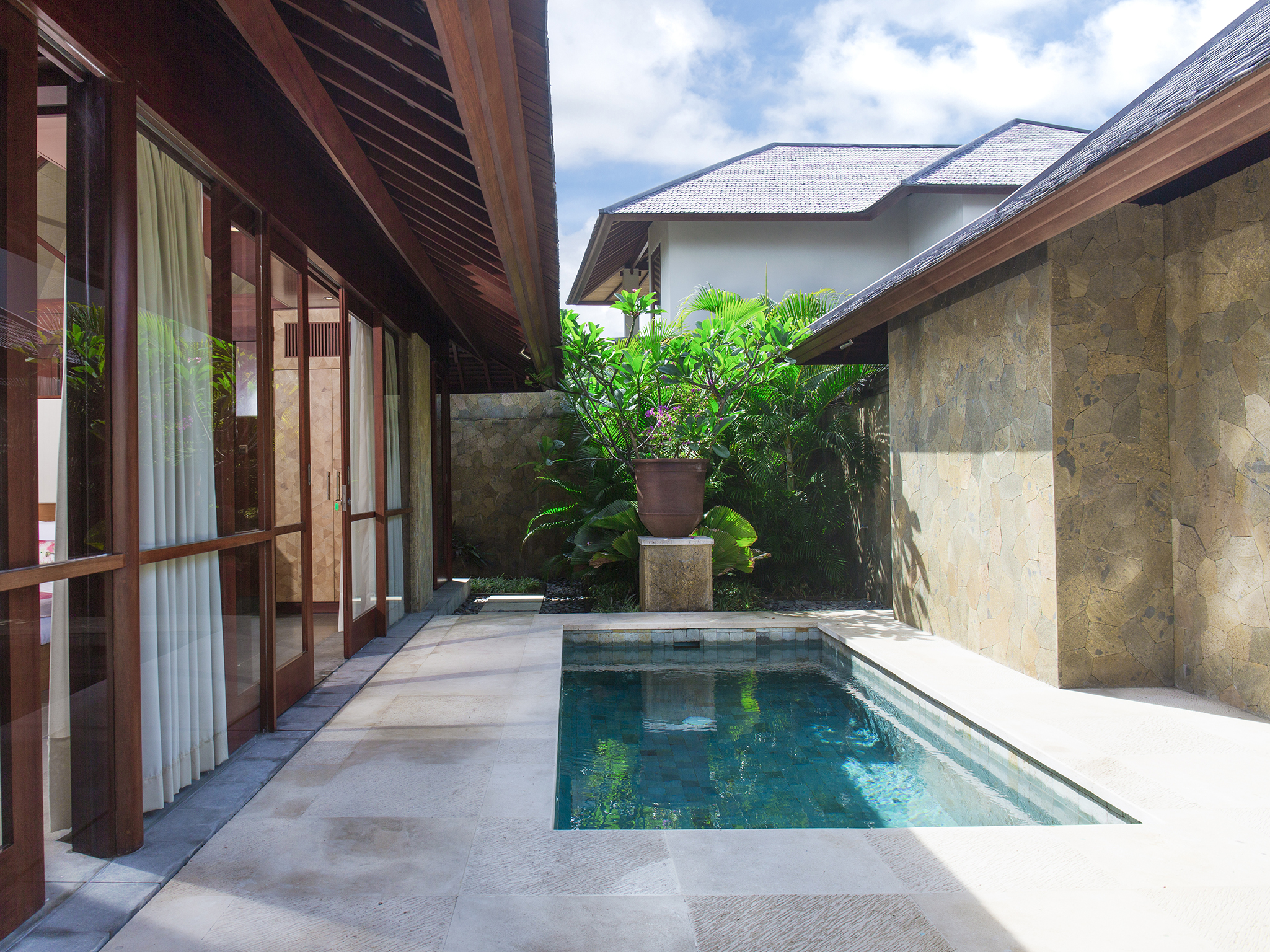 Villa Bayu Gita Beachfront - Master suite two plunge pool - Bayu Gita Beach Front, Ketewel, Bali